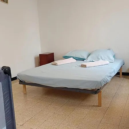 בית נופש Spacious House In Quiet And Friendly