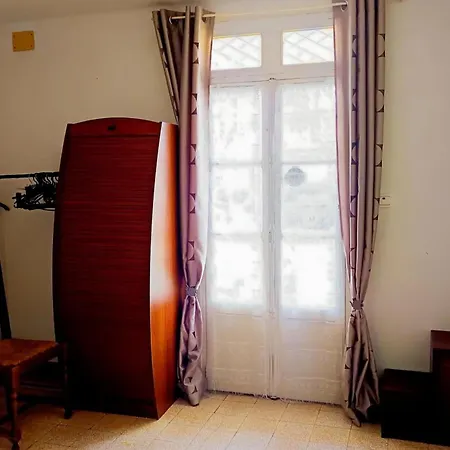 Dom wakacyjny Spacious House In Perpignan Quiet And Friendly