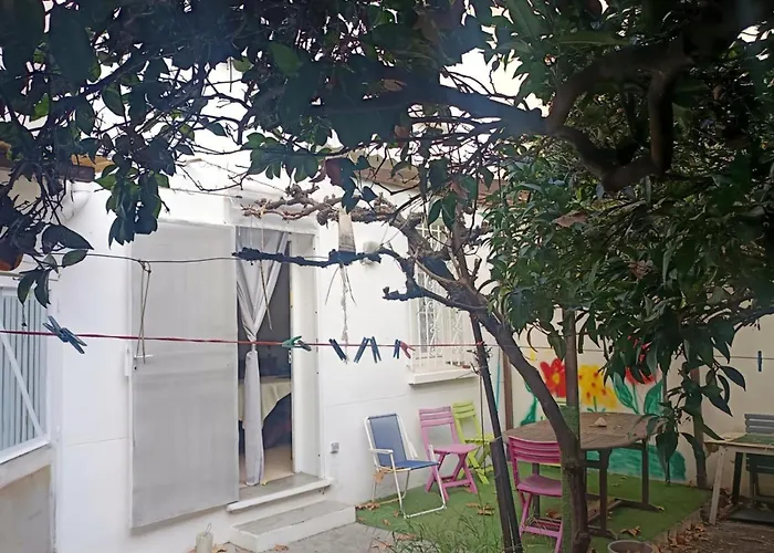 Spacious House In Perpignan Quiet And Friendly Dom wakacyjny *